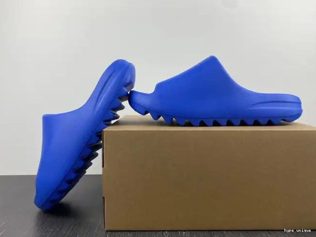 hype Slide Adidas Yeezy Azure ID4133 0617